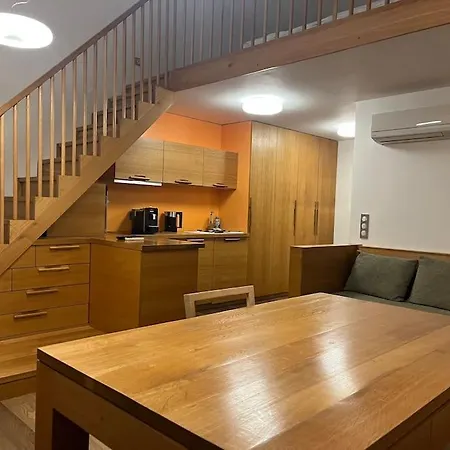 Palava Eu 7 Apartment